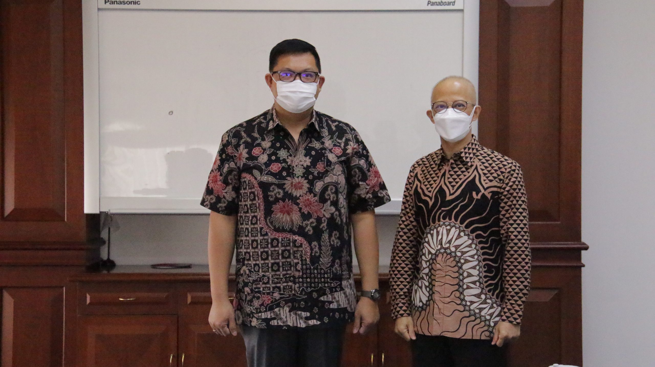 Indonesian Ambassador to Ukraine visits President University