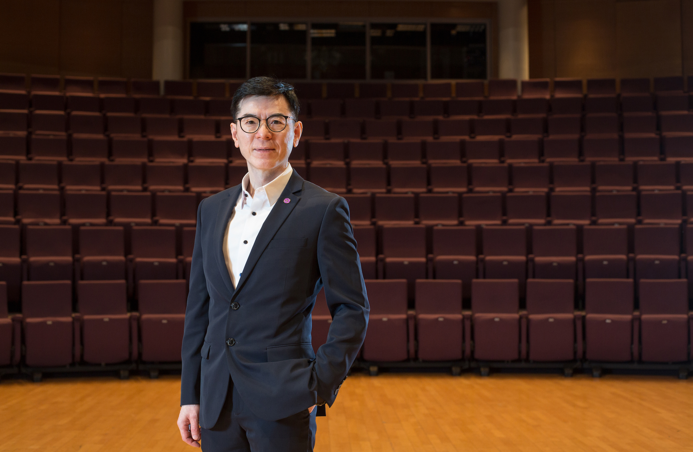HKAPA deputy director Chapman Ngan guides campus to formulate anti-COVID measures