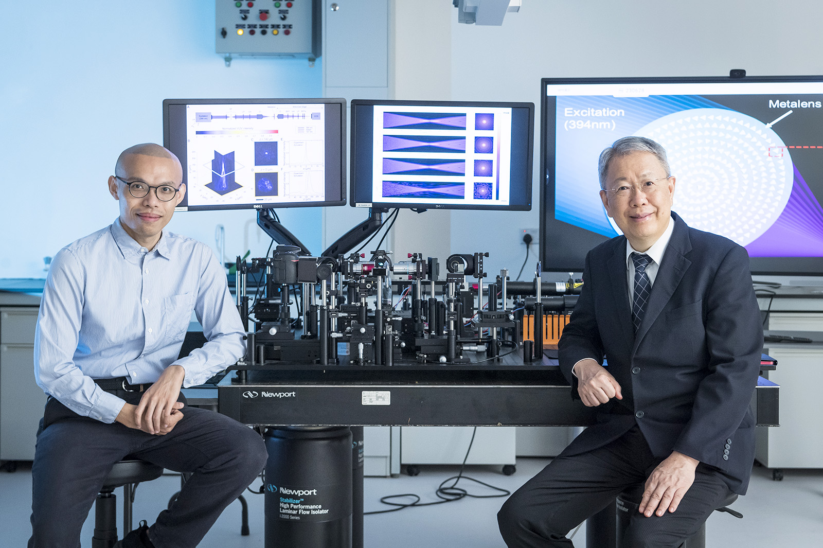 Novel meta-lens revolutionises conventional Vacuum UV optics technology