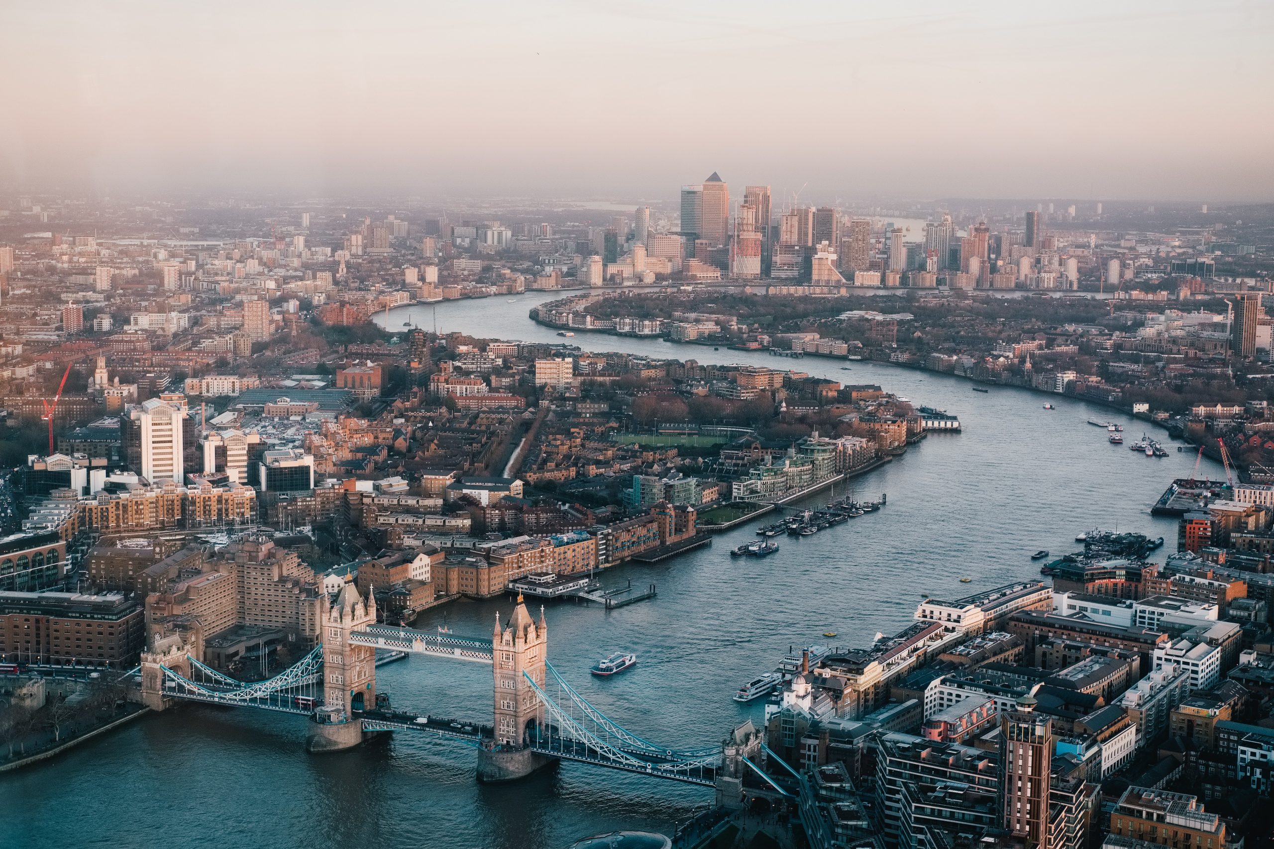 London Academy of Trading introduces new post-course trader packages