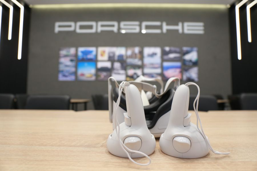 Virtual reality laboratory opens with support of Porsche at Satbayev University