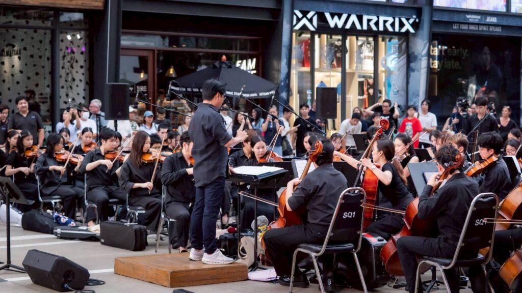 CU Performs at Siam Square